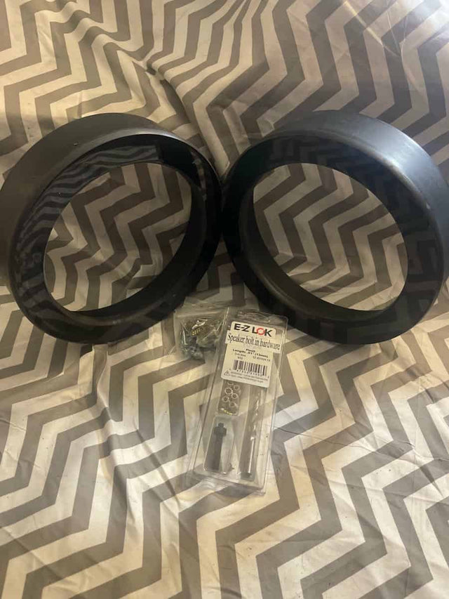 Universal Mid-Bass Rings