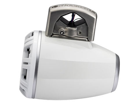 KMTCXL65 White front three-quarter