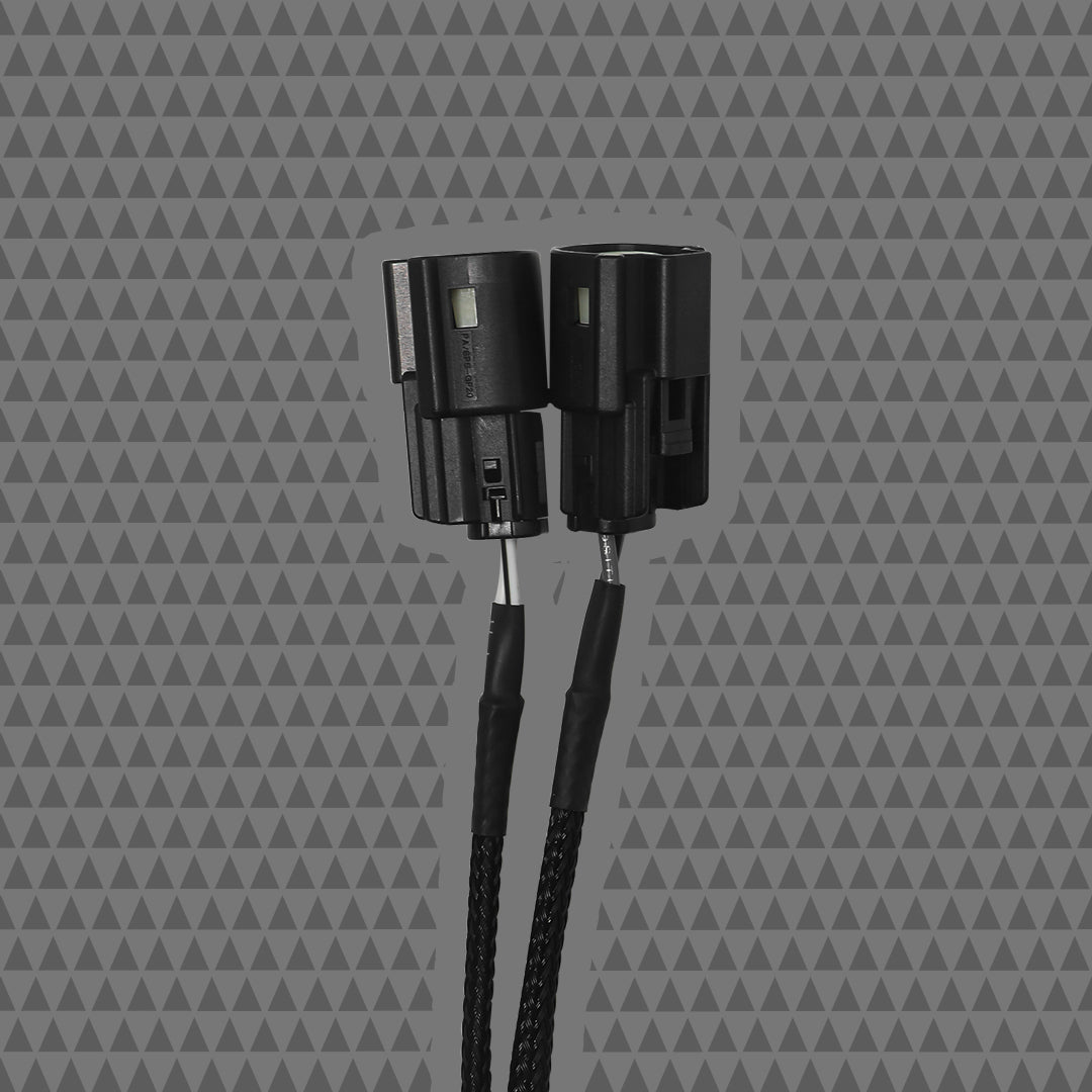 FRONT H-D® SPEAKER PLUGS TO CICADA AUDIO® AMPLIFIER OUTPUT – MOLEX®