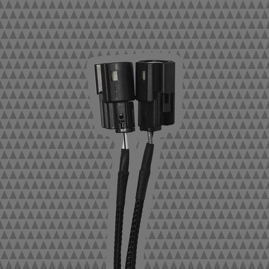 FRONT H-D® SPEAKER PLUGS TO CICADA AUDIO® AMPLIFIER OUTPUT – MOLEX®