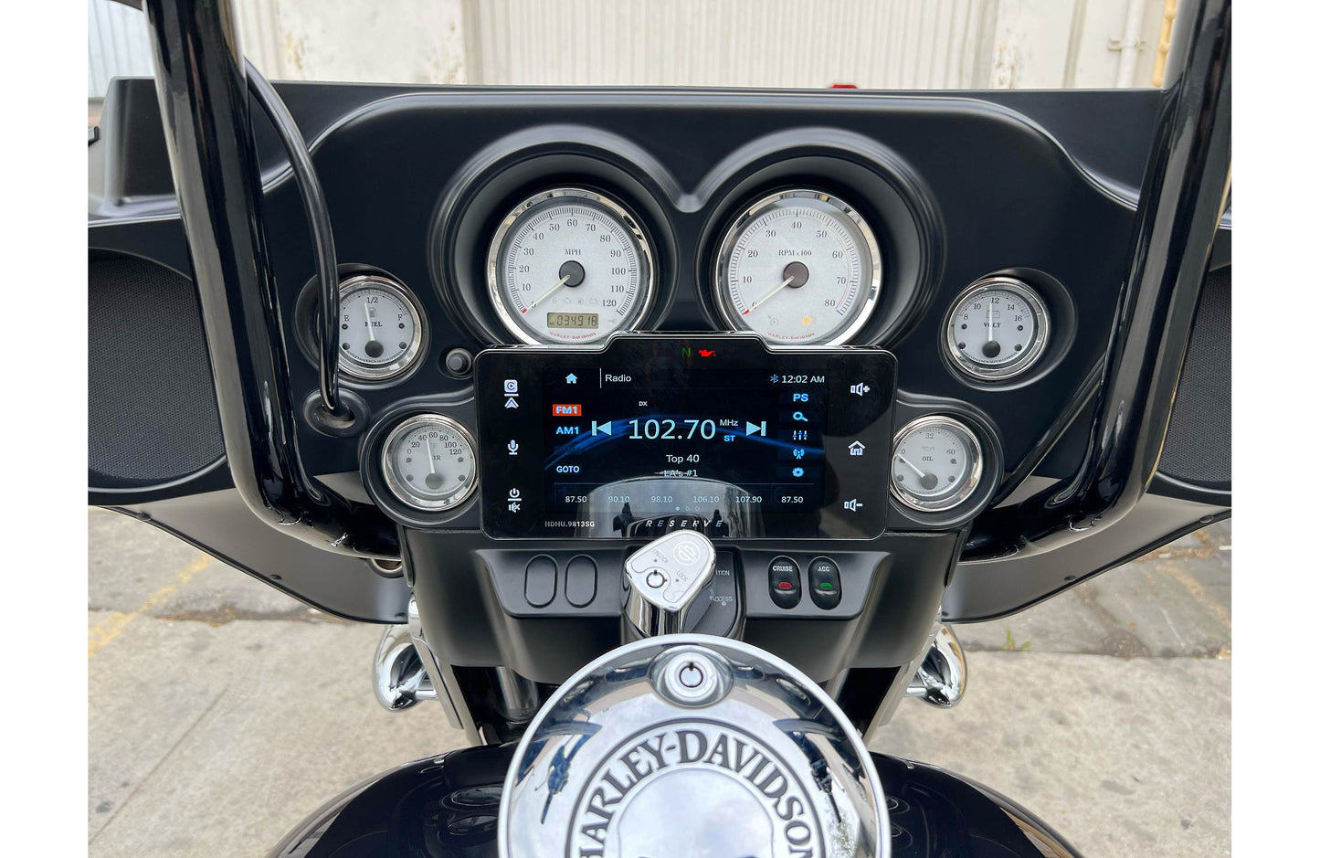 Soundstream HDHU.9813SG Motorcyle Head Unit for Select 1998-2013 Harley-Davidson Street Glide Motorcycles