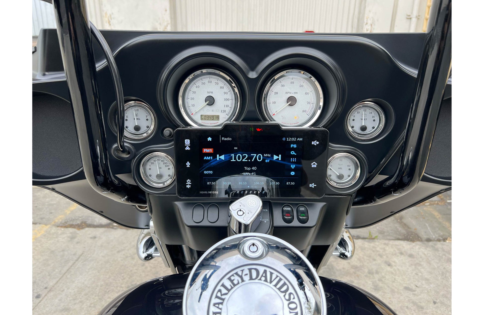 Soundstream HDHU.9813SG Motorcyle Head Unit for Select 1998-2013 Harley-Davidson Street Glide Motorcycles