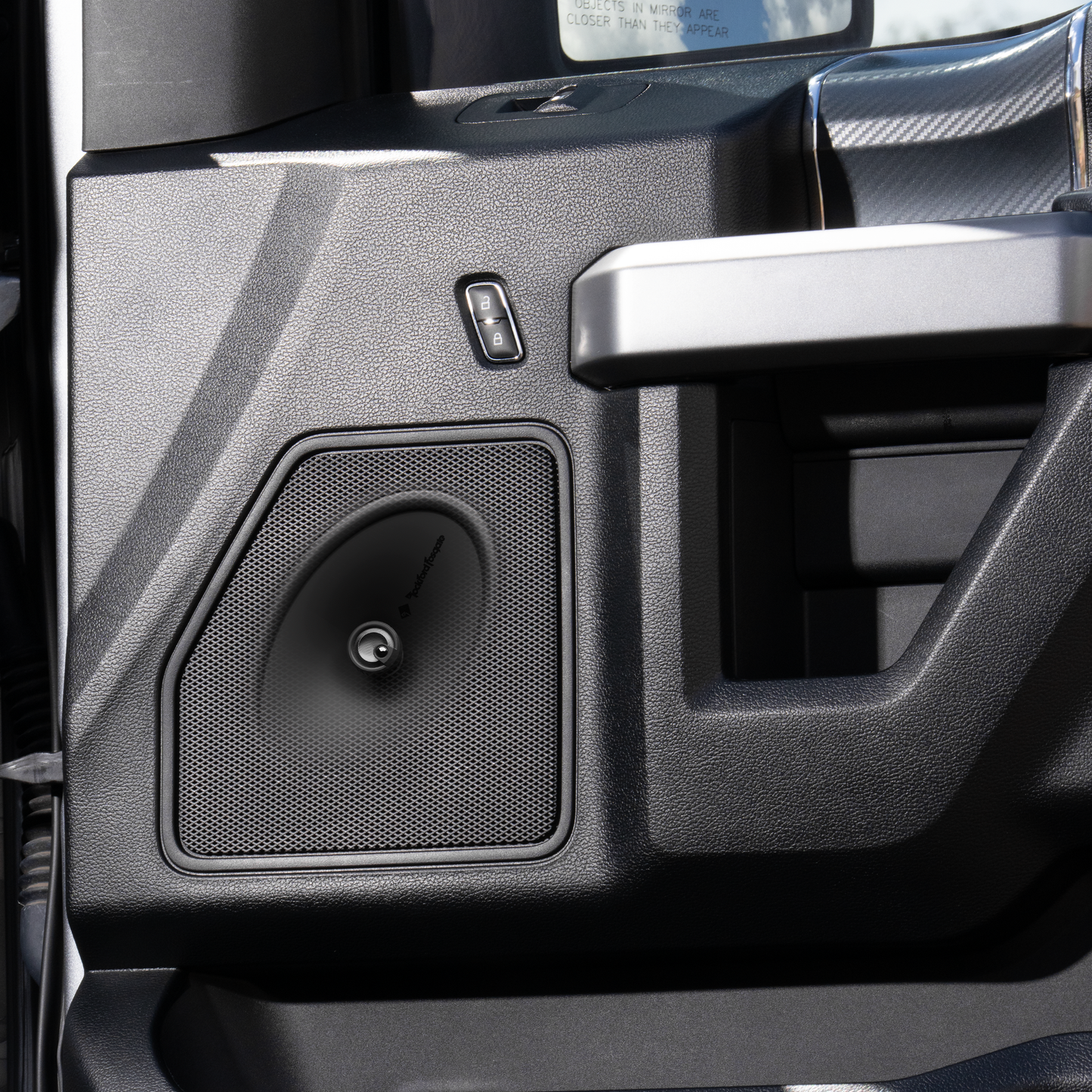 Punch P1 6"x9” 3-Way Coaxial Speaker