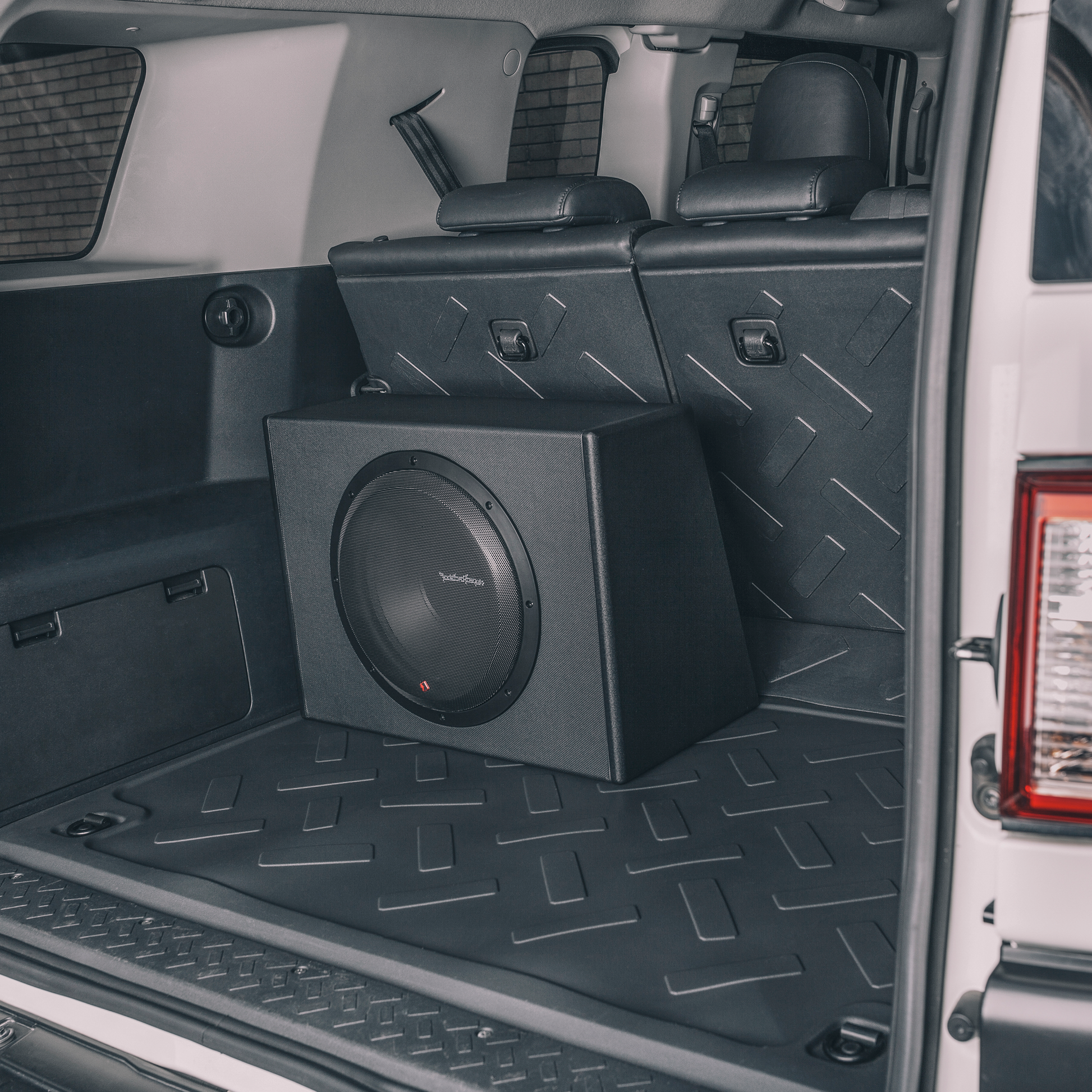 Punch Single 12" 300 Watt Amplified Subwoofer