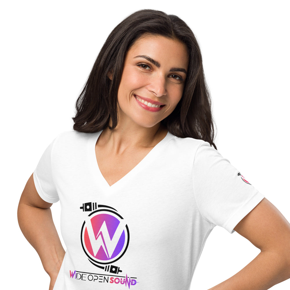 Women’s relaxed v-neck t-shirt